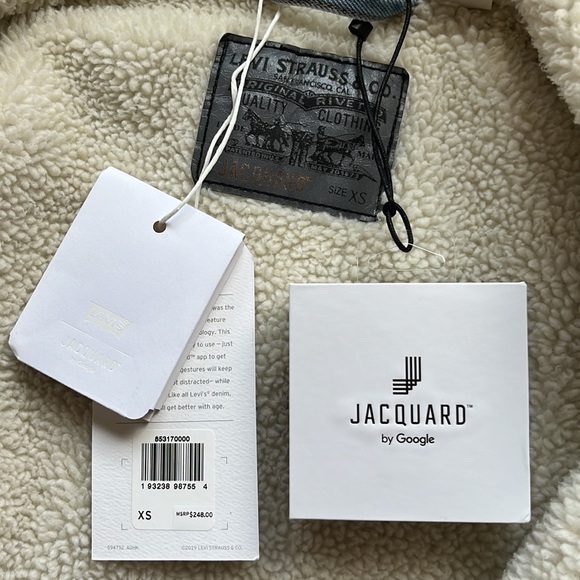 Levi's Sherpa Trucker Jacket with Jacquard by Google XS - Picture 5 of 8